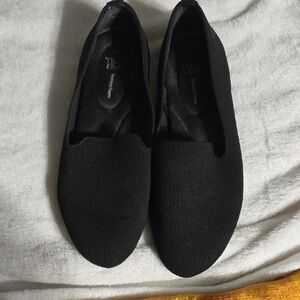 Women's Black Slip-On Shoes